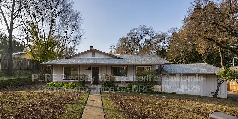 3 bed, 2.0 bath, 1498 sqft, $2,795 — Photo 1