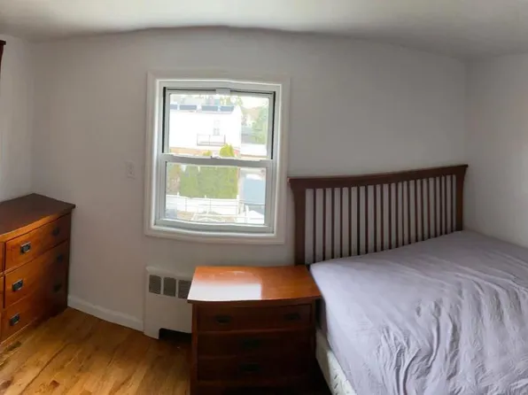 2919 213th St, Flushing, NY 11360