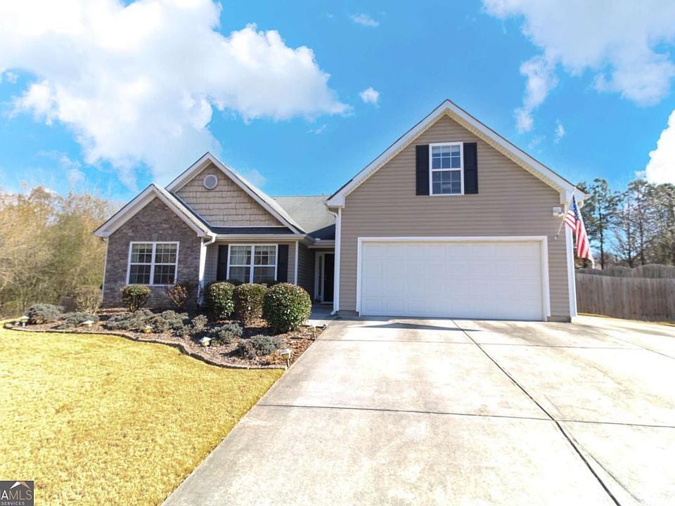 1st image of 609 McDowell Ln