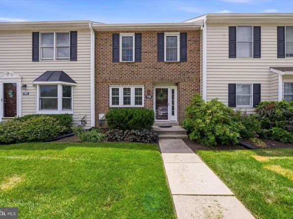 1106 N Glen Dr #1106, Glen Mills, PA 19342