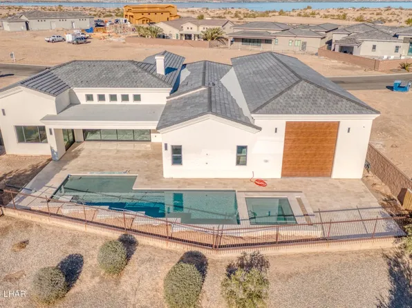 The 816 Isola Bella Plan, Monacello