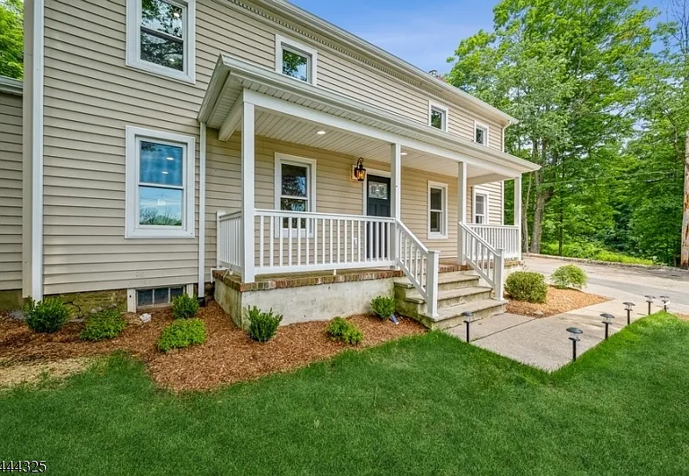 1225 Sussex Tpke — Photo 4