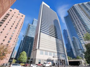 333 N Canal St APT 1403, Chicago, IL 60606