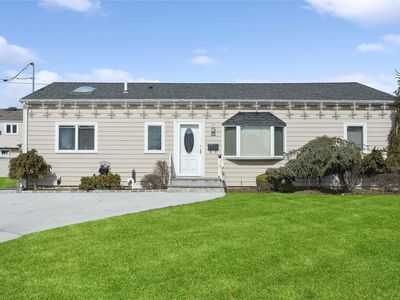 43 Island Park Place, Island Park, NY, 11558