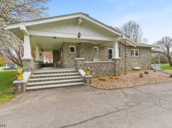1316 Belvidere Rd, Lopatcong Twp., NJ 08865