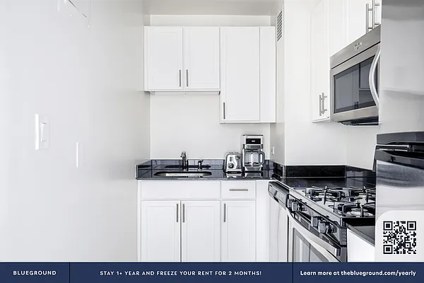 Rented by The Blueground | media 7