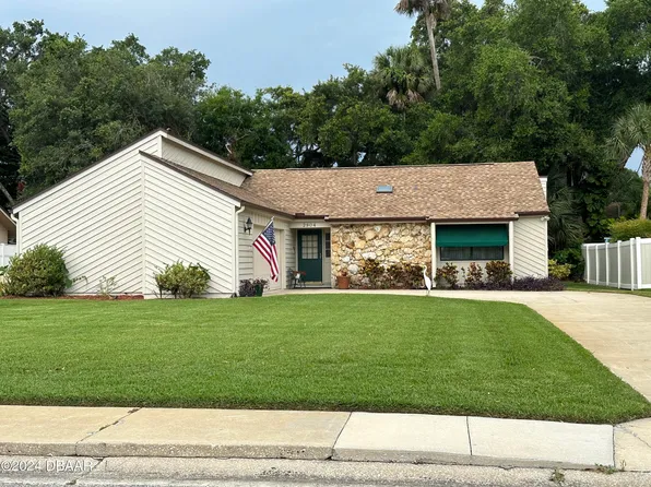 2904 Oak Lea Dr, South Daytona, FL 32119