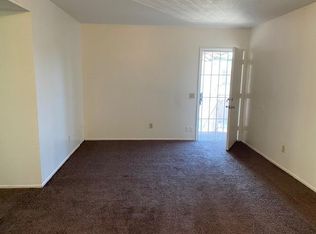 9211 Wheeler Ct APT C, Fontana, CA 92335