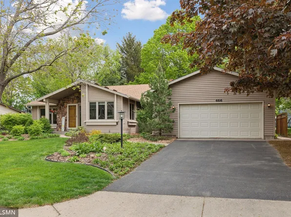 466 Sterling St S, Maplewood, MN 55119