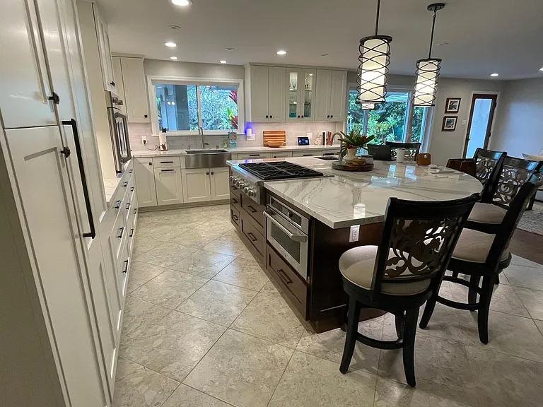 378 Auwinala Rd — Photo 3