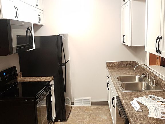 Kitchen View2