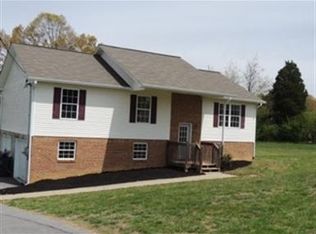 1125 Barker Dr, White Pine, TN 37890