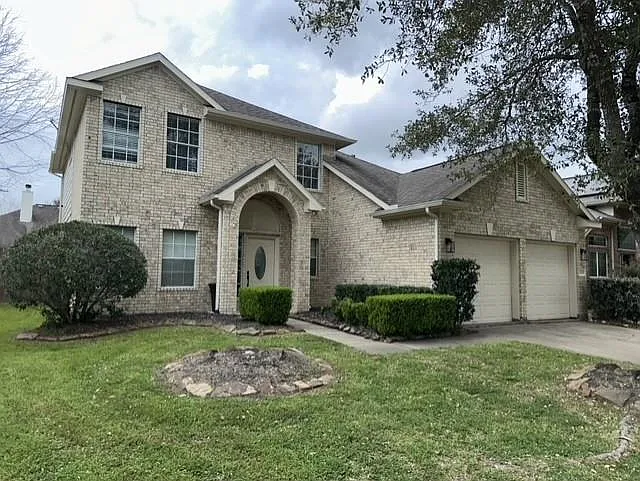 3230 Vanity Dr — Photo 1