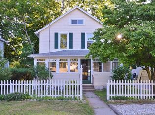 12 Doane St, Manchester, CT 06042