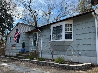 172 Hulse Ave, Wading River, NY 11792