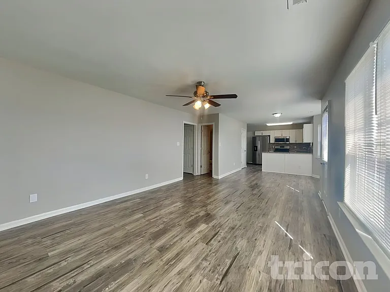 2120 Ballingarry Dr — Photo 3