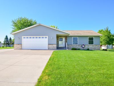 625 7th St NW, Richmond, MN, 56368