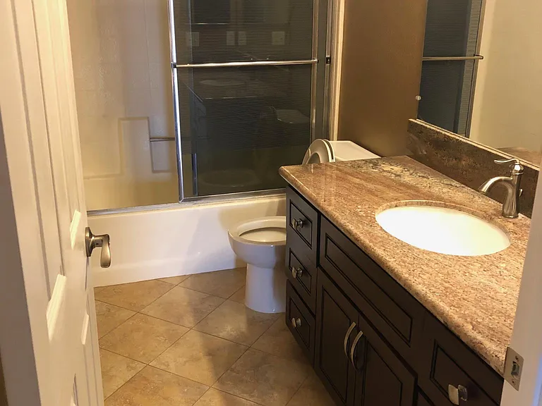 590 Bruin Dr — Photo 7