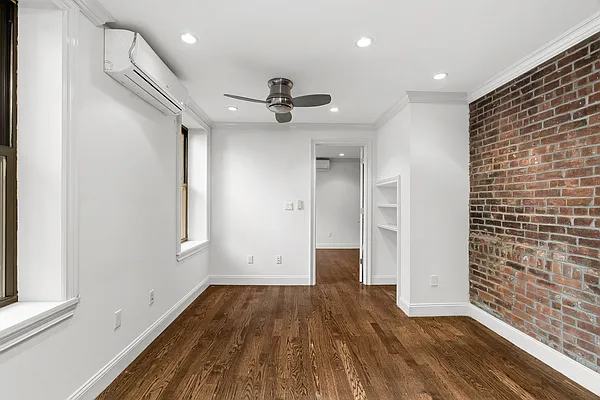 Rented by REAL New York | media 2