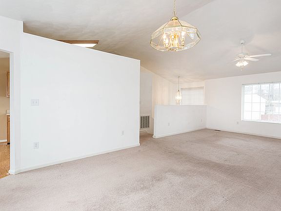 4th image of 4518 Lomond Cir