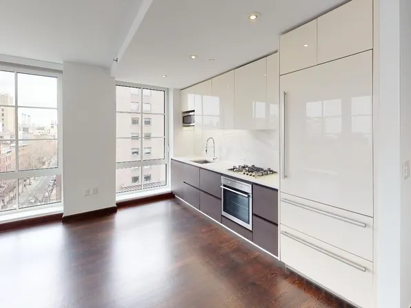 138 East 12th Street image 1 of 4