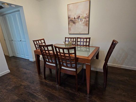 4th image of 3011 Westbury F #3011