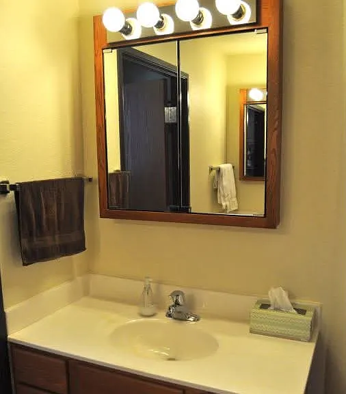 215 W Cascade Ave #104 — Photo 6