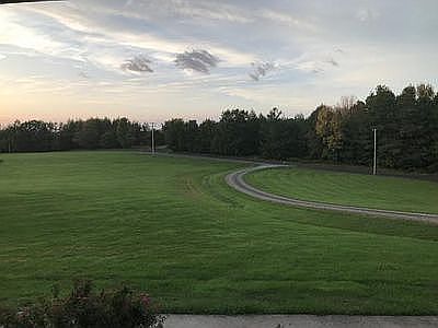 Front view driveway 
