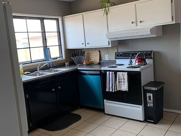4th image of 3008 Horn Ave