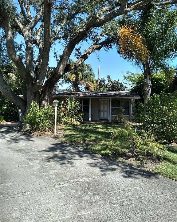 1st image of 1590 5th Ave