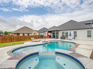 1245 Rushmore Dr, Burleson, TX 76028