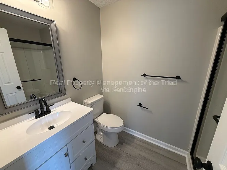 521 Mill Pond Dr — Photo 9