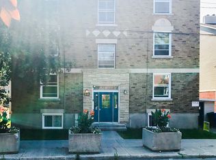 346 Fifth Ave, Ottawa, ON K1S 2N8