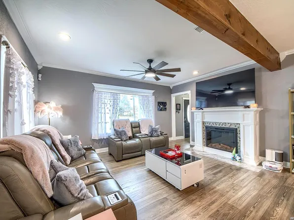 1002 W French Place, San Antonio, TX 78212