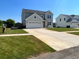 313 Vansen Dr, Kent City, MI 49330