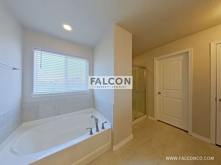 8335 Graphite Dr — Photo 19
