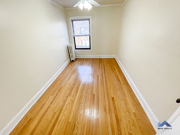 4th image of 4625 N Winchester Ave #4631-105