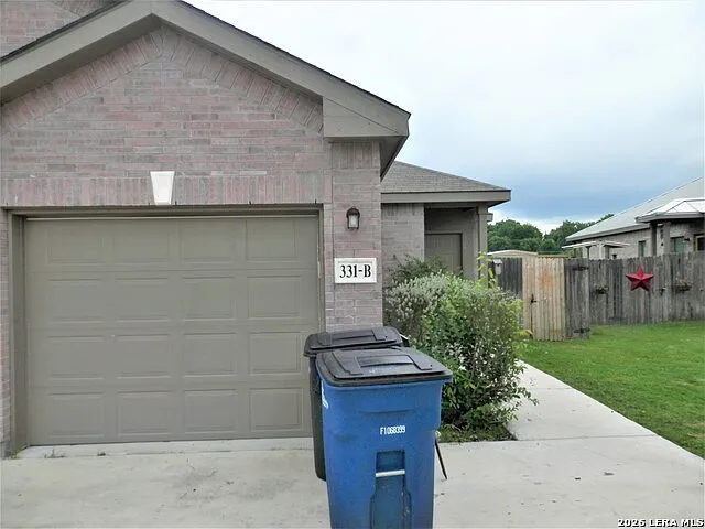 331 Oelkers Dr #A — Photo 1