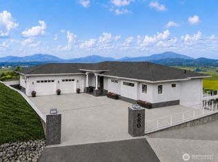880 Bella Vista Lane, Burlington, WA 98233