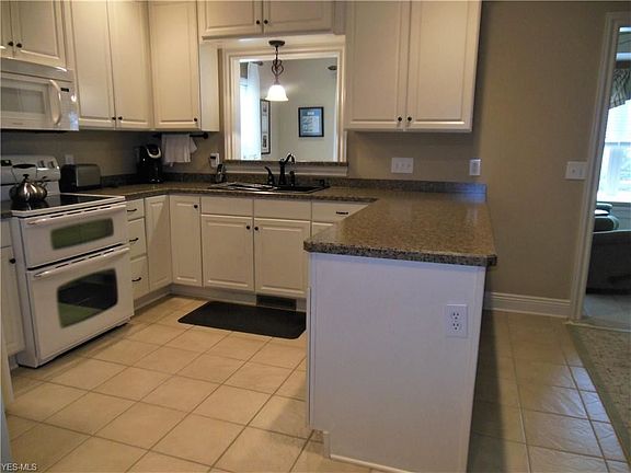 4th image of 148 Huntington Woods Dr