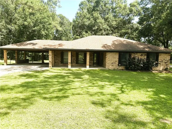 264 Sisson Rd, Natchitoches, LA 71457