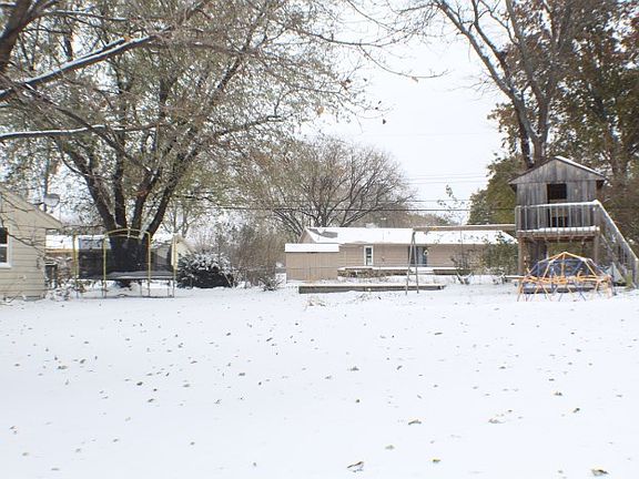 2nd image of 9408 Cincinnati Dr