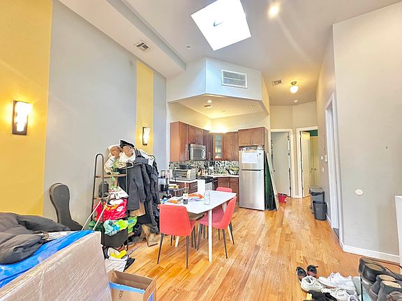 2nd image of 30 Woodbine St #3