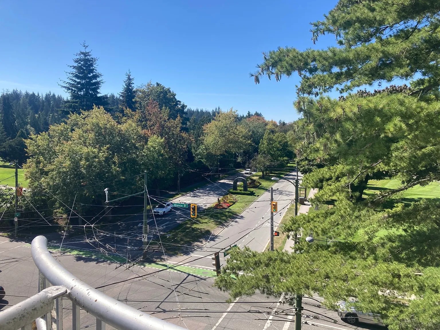  Id#179 1 Bed 1 Bath Apartment @ West Point Grey — Photo 3