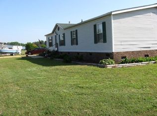 240 Asheville Rd, Kenly, NC 27542