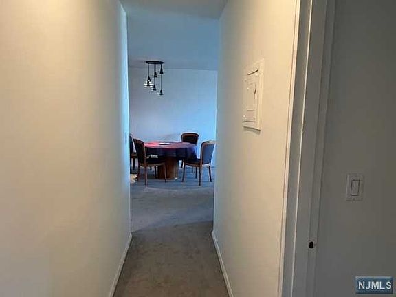 5th image of 2000 Linwood Ave APT 19G