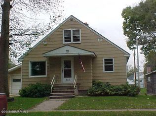 425 S Sheridan St, Houston, MN 55943