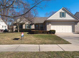 22775 Oak View Dr, Taylor, MI 48180