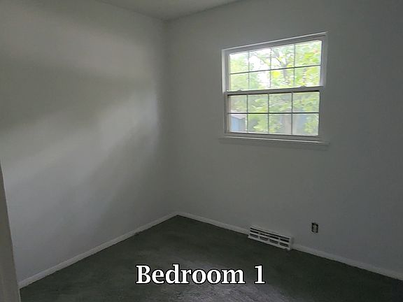 5th image of 4003 Latham St