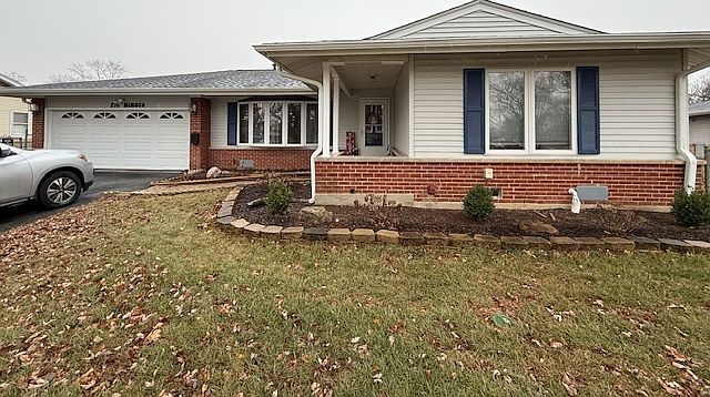 1st image of 275 Mimosa Ln